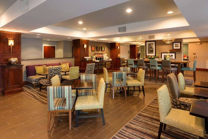 Breakfast area