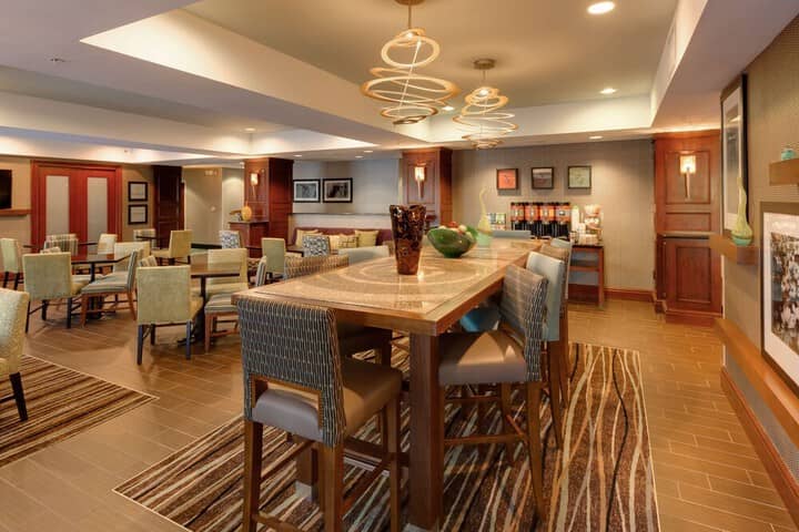 Breakfast area